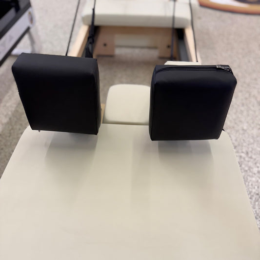 Shoulder rests pillow 