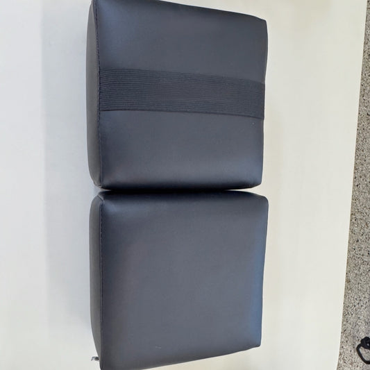 Shoulder rests pillow 