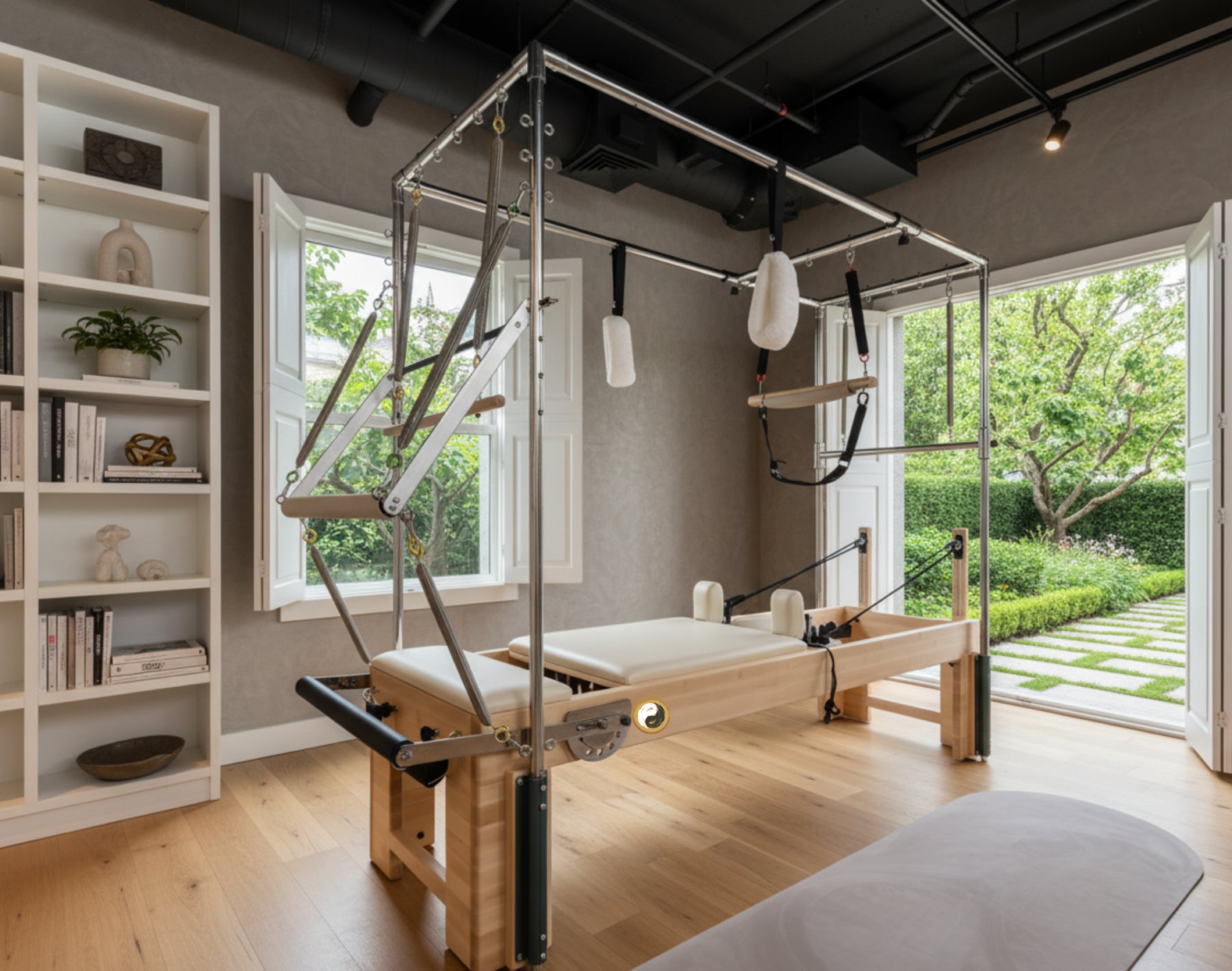 Napolie Clinical Reformer 