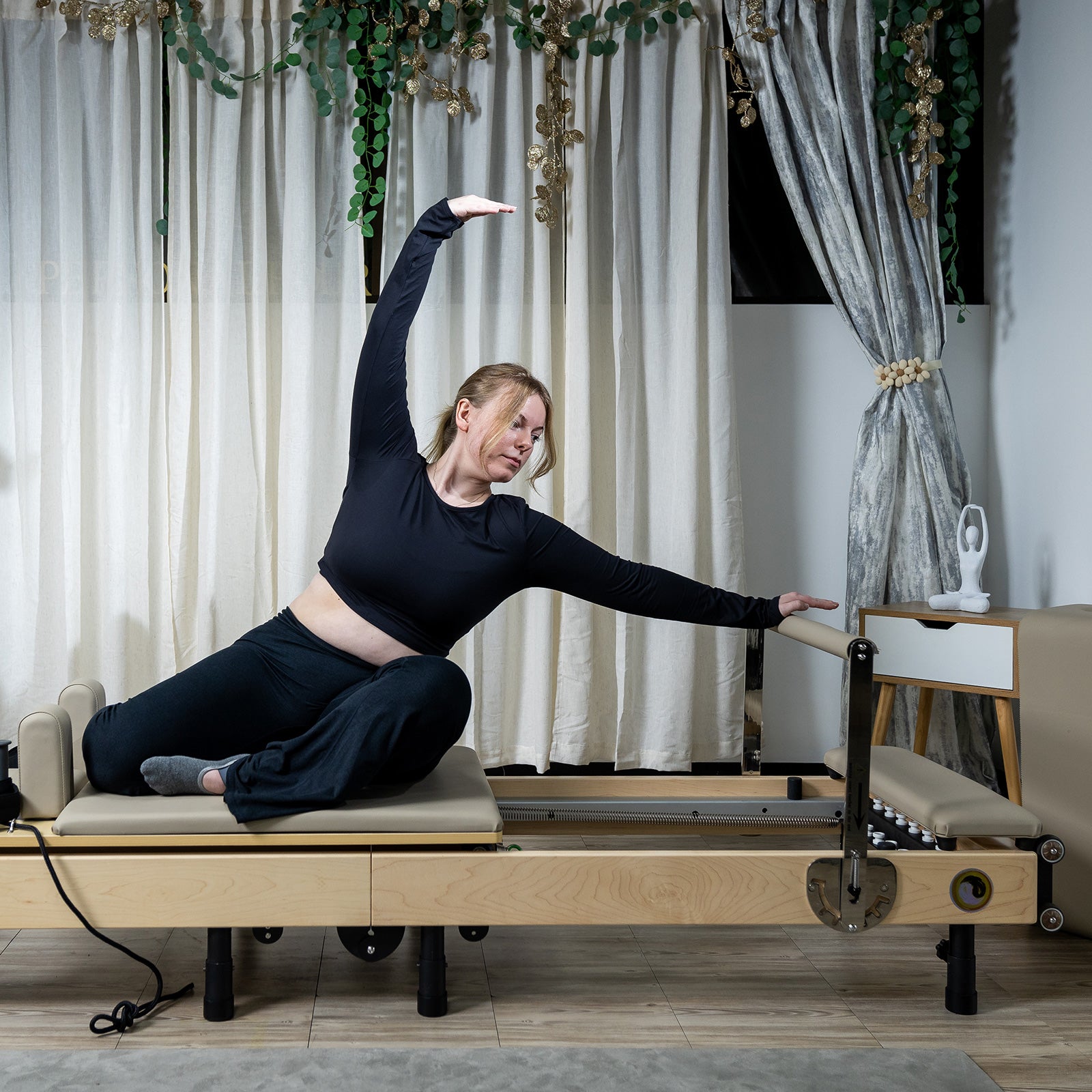 The Janet 2.0 Elite Pilates Reformer – Personal Hour