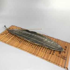 Open image in slideshow, Zen Decor Ideas - Traditional Hollow Guqin Incense Burner Metal for Incense Sticks White Sage Incense Base Eight Horses Living Room Gothic Decor - Personal Hour for Yoga and Meditations 
