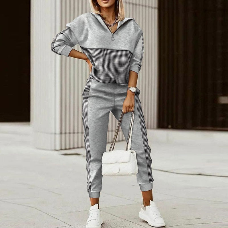 Hooded Long Sleeve Yoga Pants Suit - Personal Hour for Yoga and Meditations 