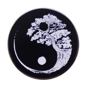 Open image in slideshow, Yin Yang Bonsai Tree Ename Pin Japanese Buddhist Zen Badge Jewelry Backpack Decoration - Personal Hour for Yoga and Meditations 
